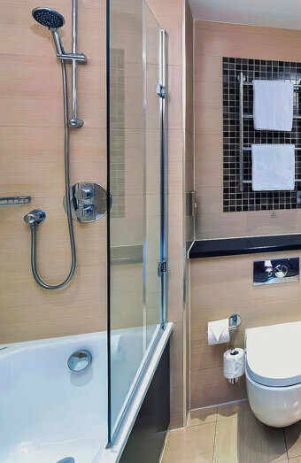 https://blockeddrainsmelville.com.au/uploads/2025/07/blocked-shower-drains-26575.jpg