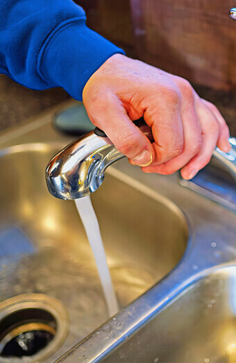 https://blockeddrainsmelville.com.au/uploads/2025/07/blocked-sink-48497.jpg