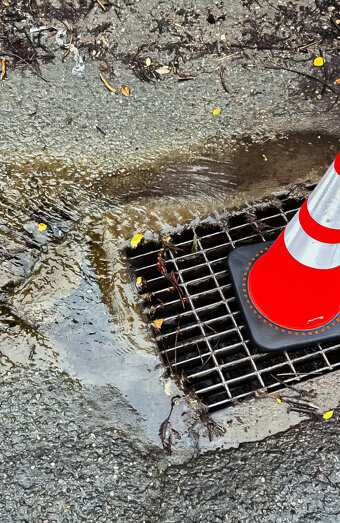 https://blockeddrainsmelville.com.au/uploads/2025/07/stormwater-drains-60987.jpg